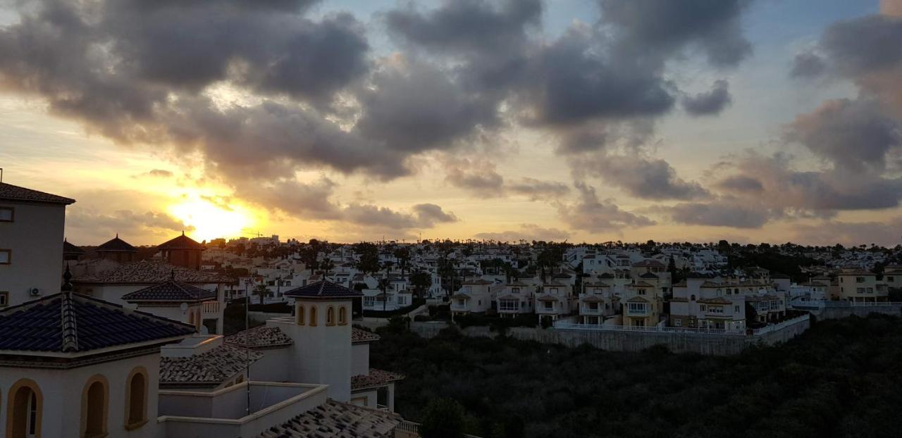 3 Bdr House Near La Zenia Private Lounge Terraces, Fire Places, Bbq, Kitchen, Parking Oriola  Exterior foto